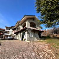 CASA SEMINDIPENDENTE A CASTELLAMONTE