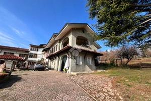 CASA SEMINDIPENDENTE A CASTELLAMONTE