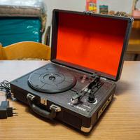 giradischi portatile in valigetta Majestic