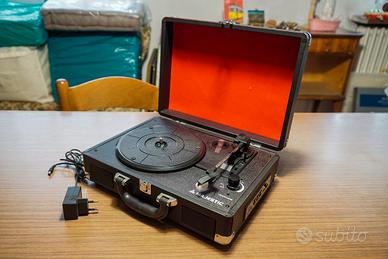giradischi portatile in valigetta Majestic