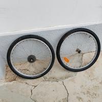 gomme con cerchi 24"