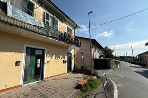 4 LOCALI A SANTO STEFANO DI MAGRA