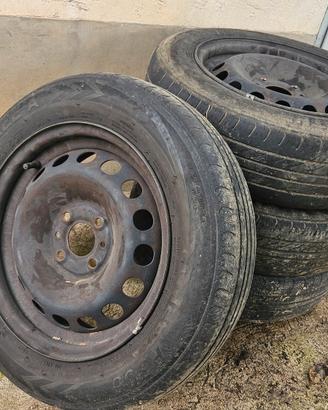 4 Cerchioni per ruote R14