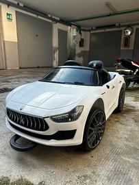 Macchina maserati
