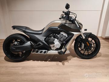 Benda Motorcycles LFC 700