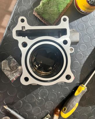 cilindro e pistone 63mm per sh 125 2020