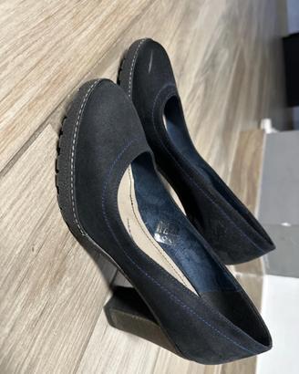 Scarpe col tacco in velluto