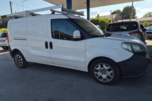 Fiat Doblò Maxi con bagagliera Wuerth
