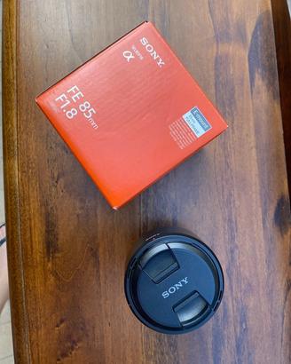 Sony FE 85mm f1.8
