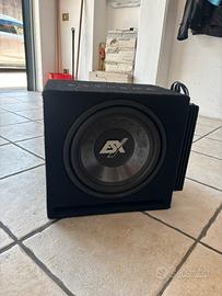 subwoofer con amplificatore