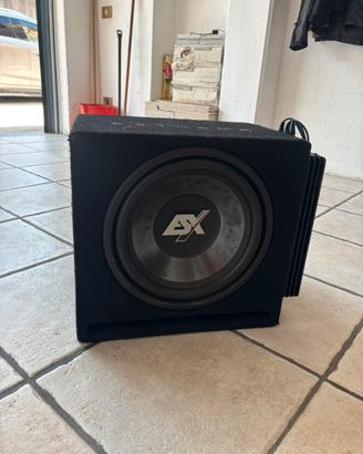 subwoofer con amplificatore