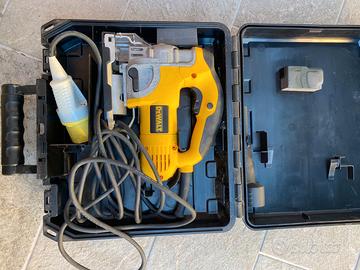 Sega da traforo Dewalt DW331K