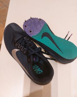 scarpe Nike  chiodate da atletica 