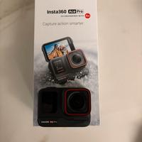 Insta360 Ace Pro + Xplorer Grip Kit