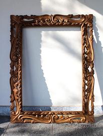 Cornice in legno intagliata a mano - 100x70 cm