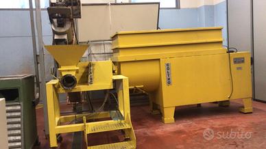 Miscelatore 30 quintali (3000 kg)