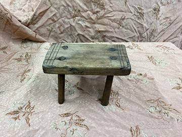 ANTICO SGABELLO DA MUNGITURA ORIGINALE DEL 1900