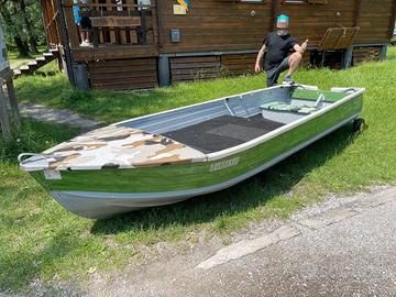 Barca Canadian Italmarine 430 attrezzata per pesca