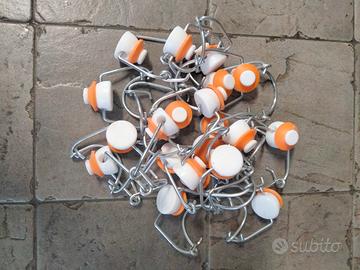 22 TAPPI MECCANICI IN PLASTICA PER BOTTIGLIE 