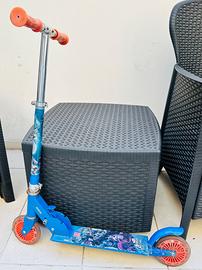 Monopattino Avengers