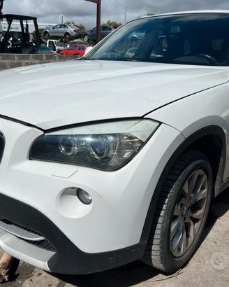 Ricambi BMW X1 2011 - Motore N47D20C - demolita