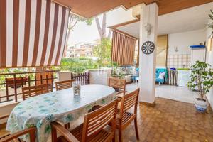 Appartamento con giardino privato e ingresso indip