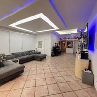 Centro elegante abitazione semindipendente