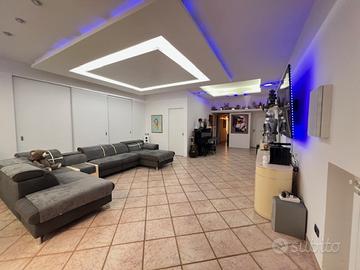 Centro elegante abitazione semindipendente