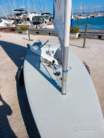 Laser barca a vela 200xxx