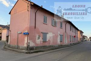 casa indipendente su due livelli