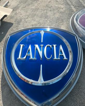 insegna logo  FIAT e LANCIA