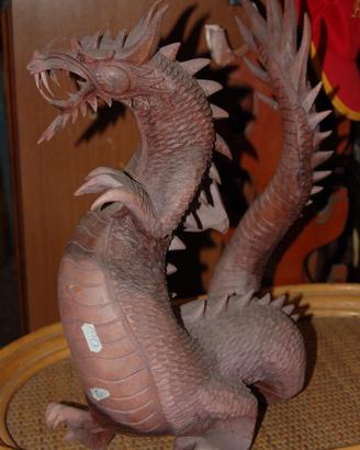 Drago in legno di teak 
