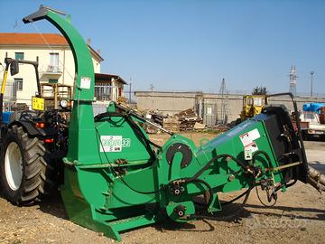 Cippatore GIOR 3300 - a Trattore - diametro cm 30