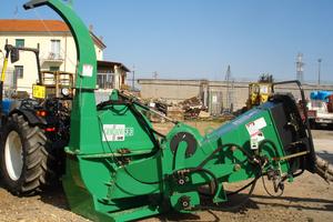 Cippatore GIOR 3300 - a Trattore - diametro cm 30