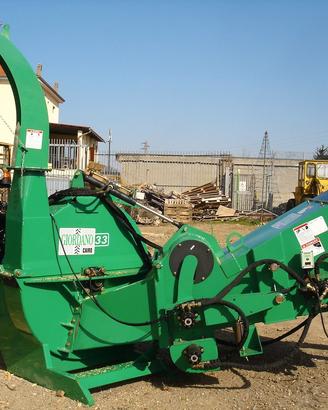 Cippatore GIOR 3300 - a Trattore - diametro cm 30