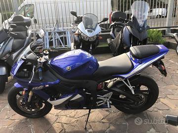 Yamaha R6