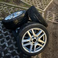 Cerchi con gomme 17