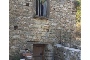 Porzione casa rustico con tereno, localita fonte