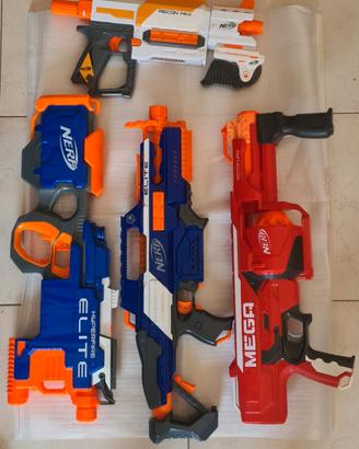 4 armi Nerf + caricatori