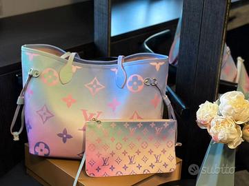 LOUIS VUITTON Borse piccole e grandi