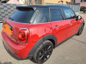 Mini Cooper d 5 porte