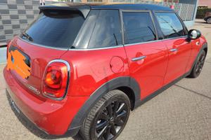 Mini Cooper d 5 porte