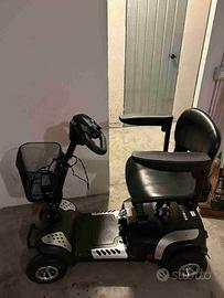 Carrozzina elettrica Vermeiren-Venus 4