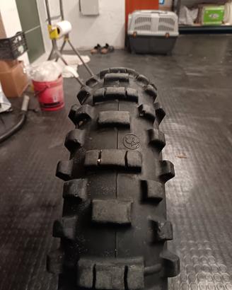 gomme enduro metzeler maxxis