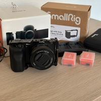 Sony Alpha ZV-10 con 16-50, smallrig e 3 batterie