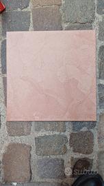 PIASTRELLA GRES ESTERNO