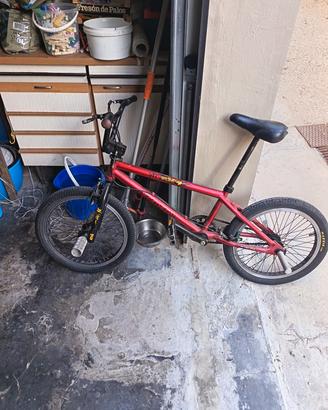 bici BMX ragazzo