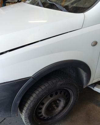 Parafango sinistro OPEL COMBO del 2007