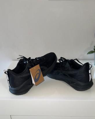 Asics Novablast 5 Nero/Black 45 NUOVE