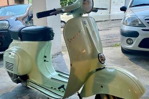 Vespa 50 L 1971 faro tondo - 3 marce - restaurata